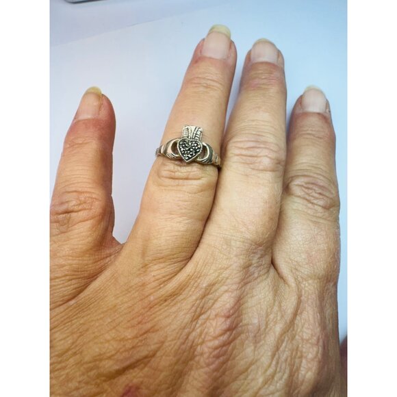 Estate Sterling Silver 925 Claddagh Ring Heart & Crown Design, Size 7, 2.5g - Picture 5 of 9